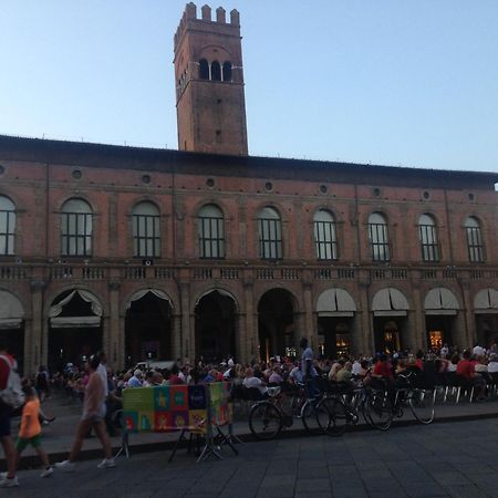 Piccolo Monolocale A Due Passi Da Piazza Maggiore Apartamento Bolonha Exterior foto